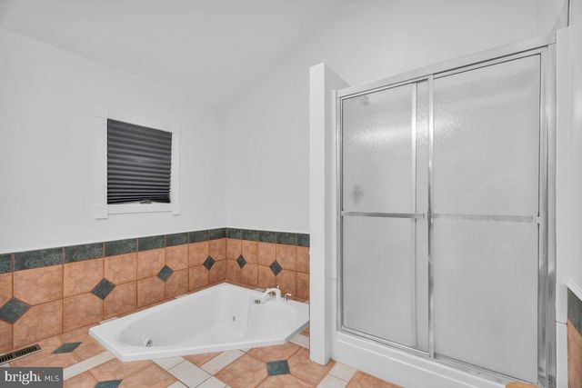 3 SOUTHGATE DR, Voorhees, NJ 08043