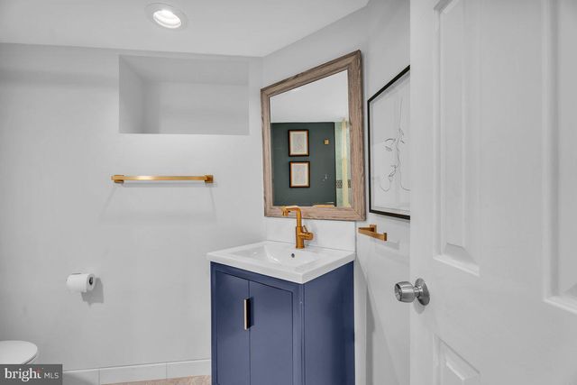 3 SOUTHGATE DR, Voorhees, NJ 08043