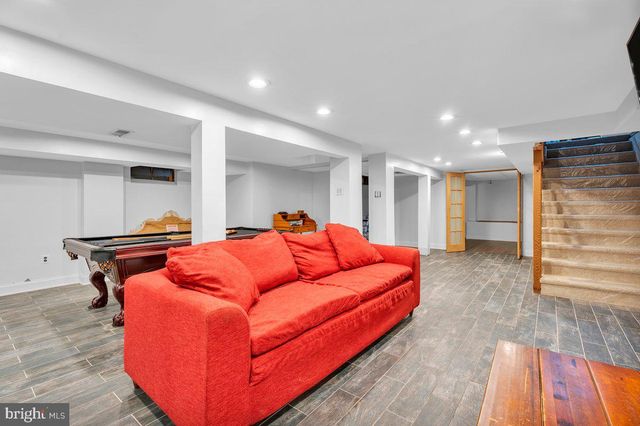 3 SOUTHGATE DR, Voorhees, NJ 08043