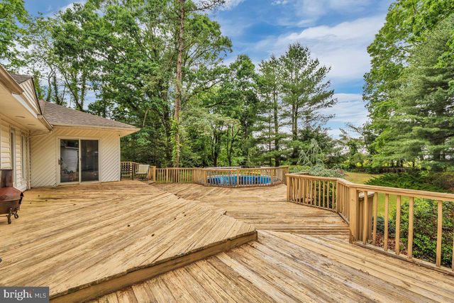 3 SOUTHGATE DR, Voorhees, NJ 08043