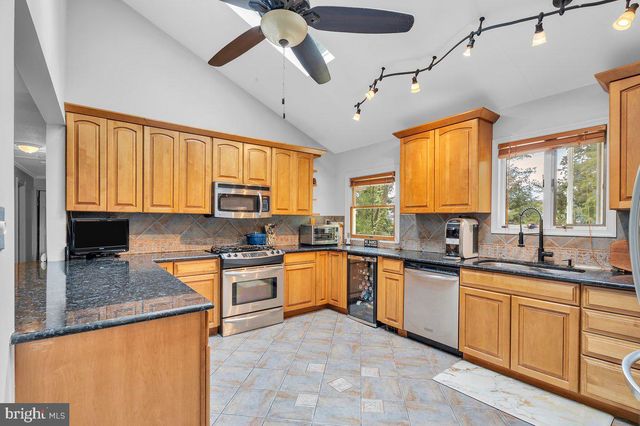 3 SOUTHGATE DR, Voorhees, NJ 08043
