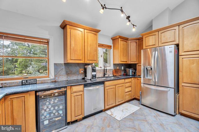 3 SOUTHGATE DR, Voorhees, NJ 08043