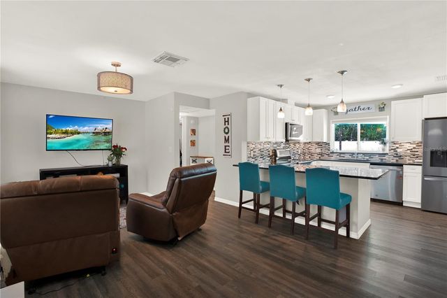 10259 62ND CIRCLE N, Seminole, FL 33772