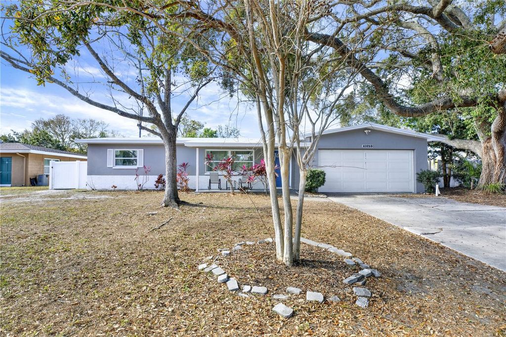 10259 62ND CIRCLE N, Seminole, FL 33772