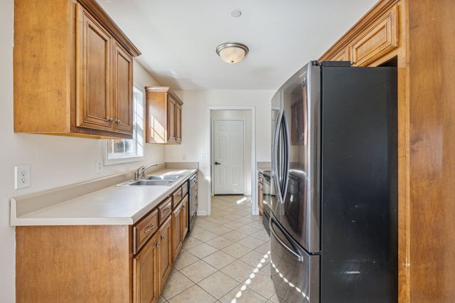 177 Monticello Dr, Pleasant View, TN 37146