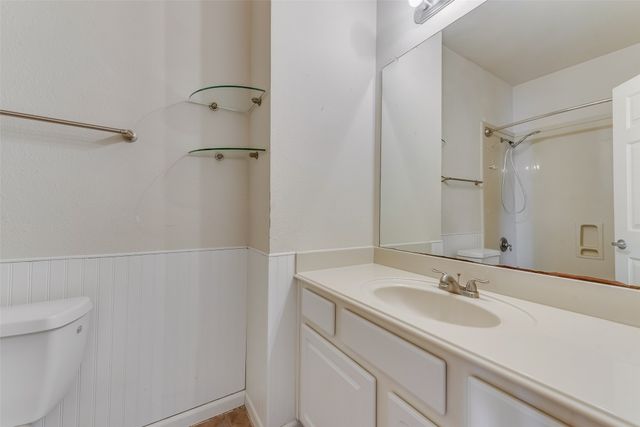 920 Melissa Drive, Waxahachie, TX 75167