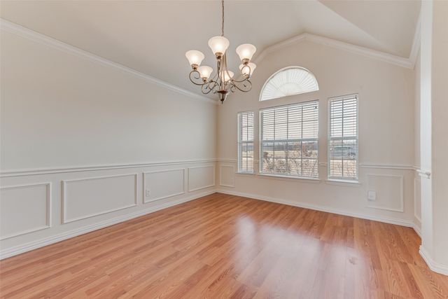 920 Melissa Drive, Waxahachie, TX 75167