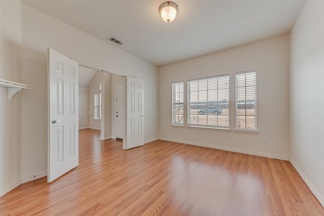 920 Melissa Drive, Waxahachie, TX 75167