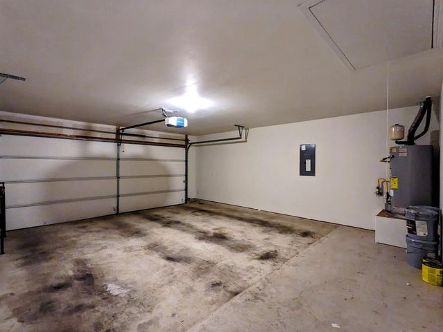 121 Dylan DR, San Marcos, TX 78666