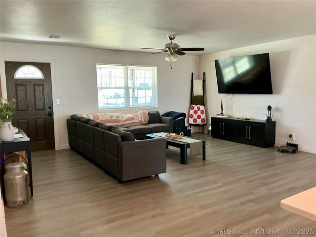 8354 N Hwy 82, Spavinaw, OK 74366