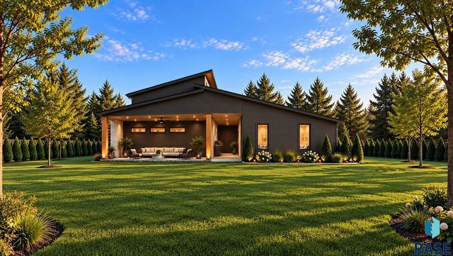 6112 N Silver Cross Dr Drive, Sioux Falls, SD 57104