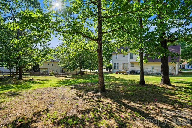 937 Barbee Farm Drive, Monroe, NC 28110
