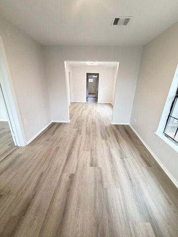 1819 Carr Street, Houston, TX 77026