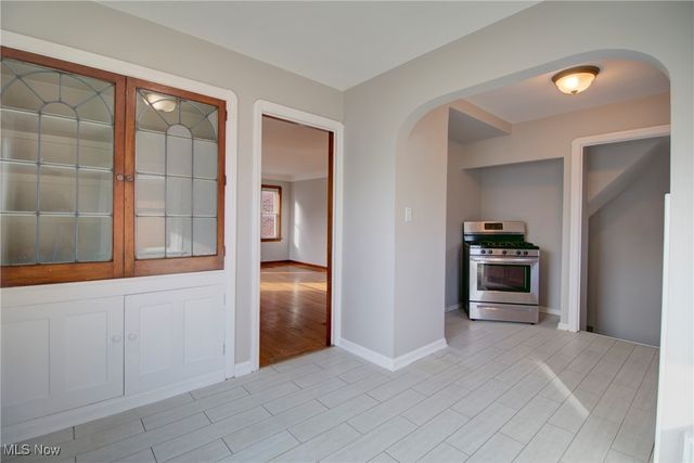 2918 North Avenue, Parma, OH 44134