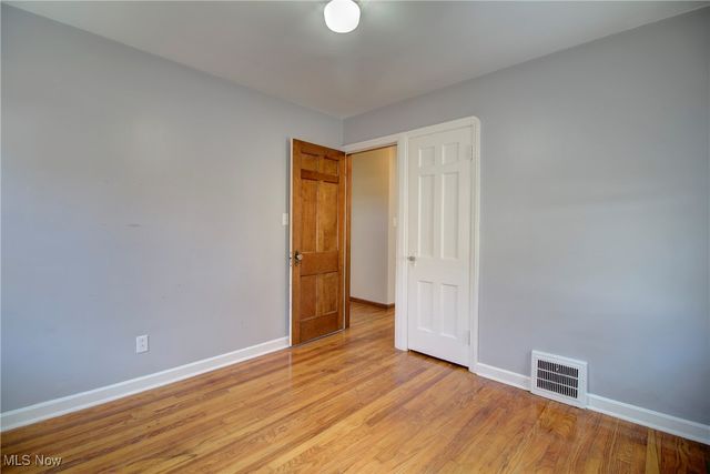 2918 North Avenue, Parma, OH 44134