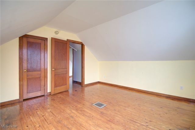 2918 North Avenue, Parma, OH 44134