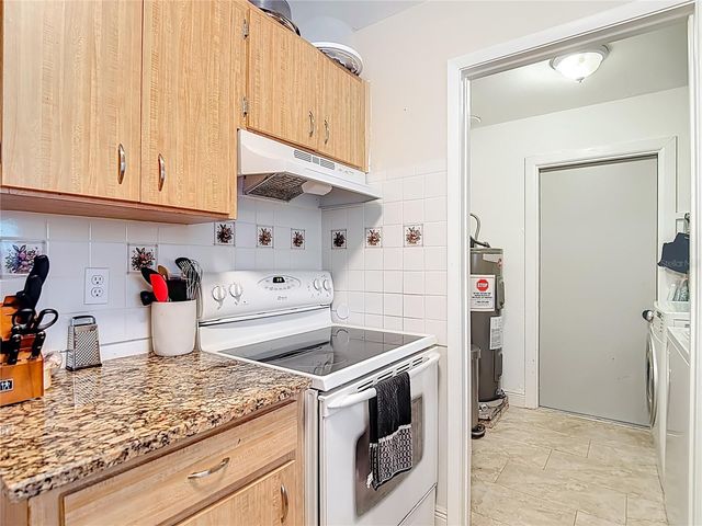 541 EDGEHILL AVENUE, Spring Hill, FL 34606