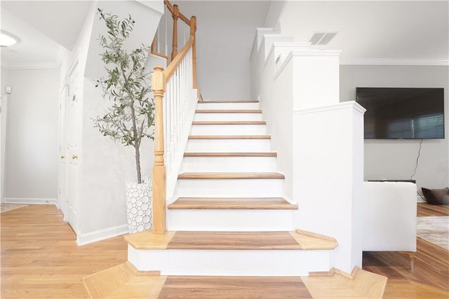 8620 Hope Mews Court, Atlanta, GA 30350