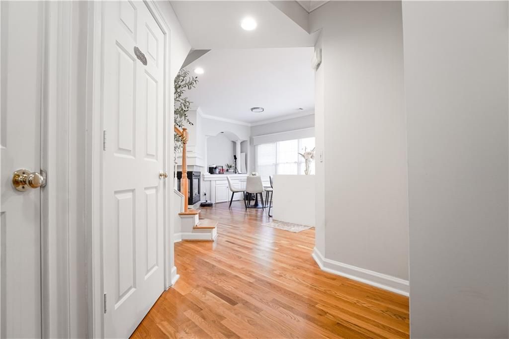 8620 Hope Mews Court, Atlanta, GA 30350