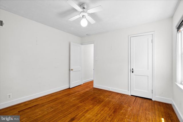 402 GUILFORD AVE, Hagerstown, MD 21740