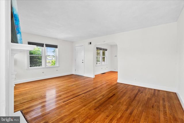 402 GUILFORD AVE, Hagerstown, MD 21740