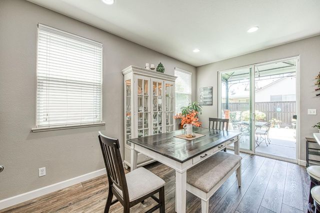 3665 W Black Walnut Lane, Fresno, CA 93711