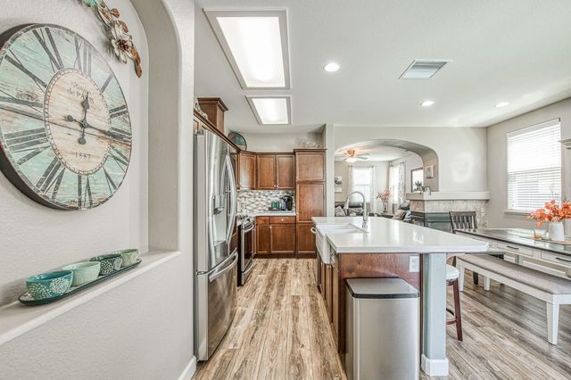 3665 W Black Walnut Lane, Fresno, CA 93711