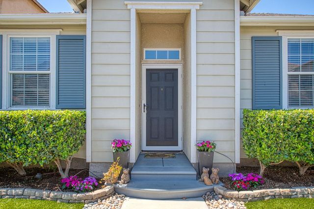 3665 W Black Walnut Lane, Fresno, CA 93711