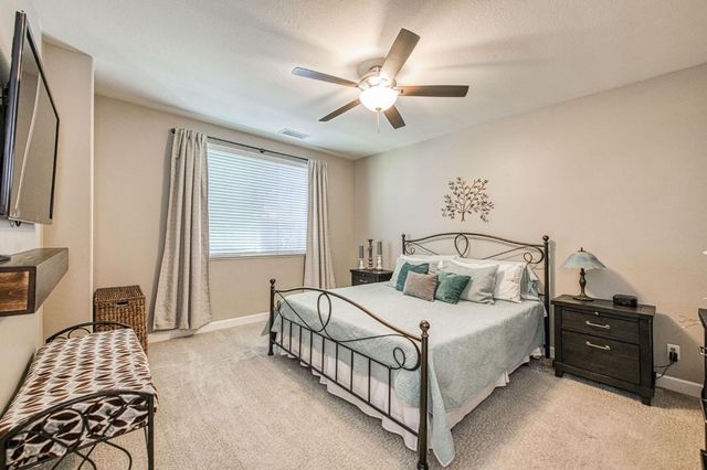 3665 W Black Walnut Lane, Fresno, CA 93711