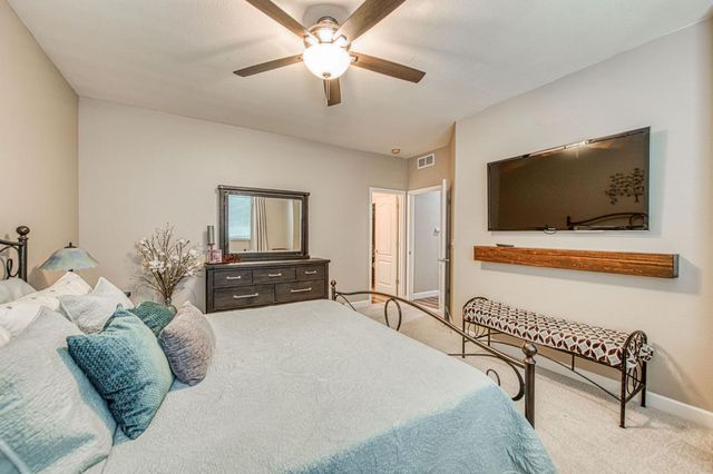 3665 W Black Walnut Lane, Fresno, CA 93711