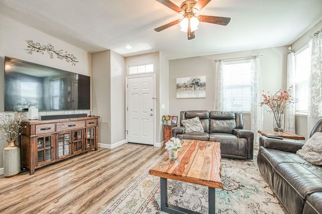 3665 W Black Walnut Lane, Fresno, CA 93711