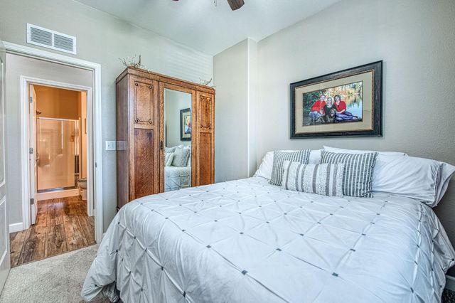3665 W Black Walnut Lane, Fresno, CA 93711