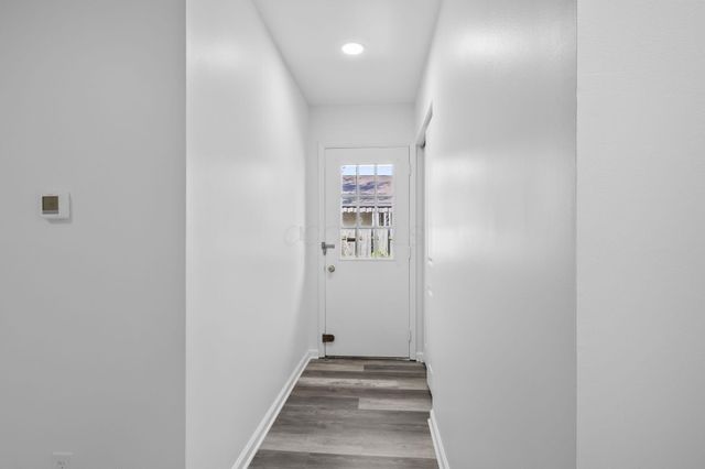 1208 Woodbrook, 310, Columbus, OH 43223
