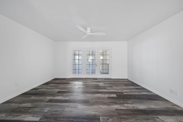 1208 Woodbrook, 310, Columbus, OH 43223
