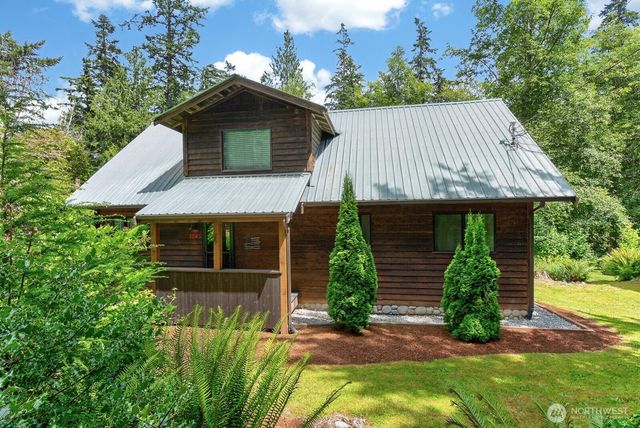 1649 Hemlock Drive, Camano Island, WA 98282