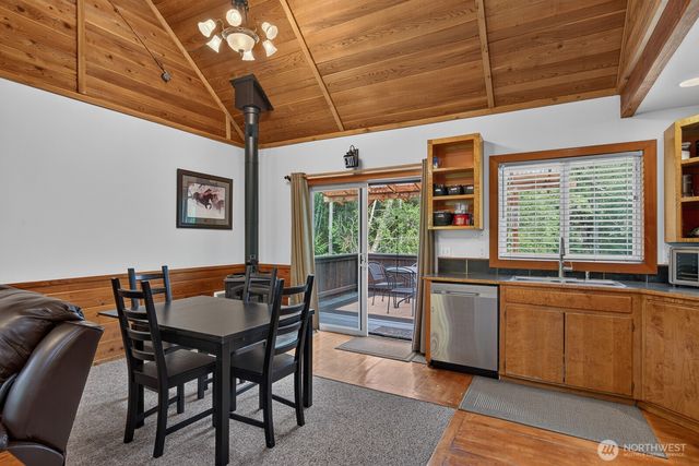 1649 Hemlock Drive, Camano Island, WA 98282