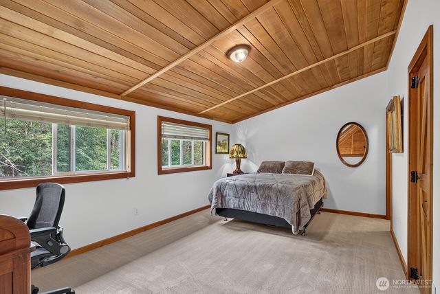 1649 Hemlock Drive, Camano Island, WA 98282