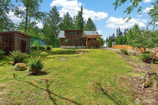 1649 Hemlock Drive, Camano Island, WA 98282