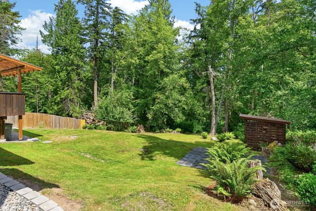 1649 Hemlock Drive, Camano Island, WA 98282