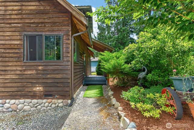1649 Hemlock Drive, Camano Island, WA 98282