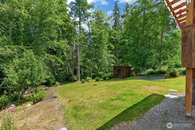 1649 Hemlock Drive, Camano Island, WA 98282