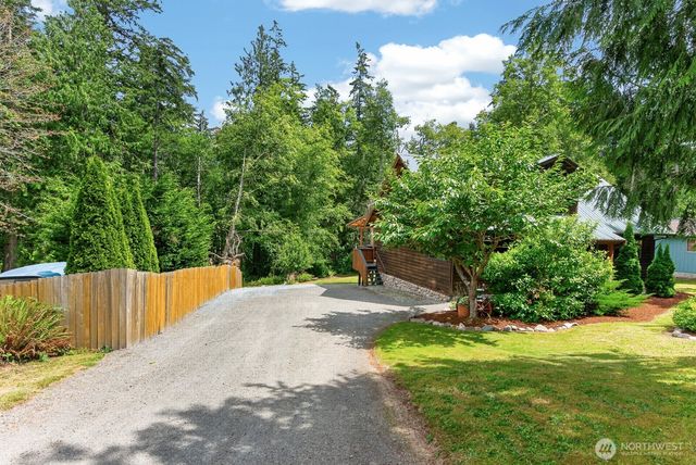 1649 Hemlock Drive, Camano Island, WA 98282