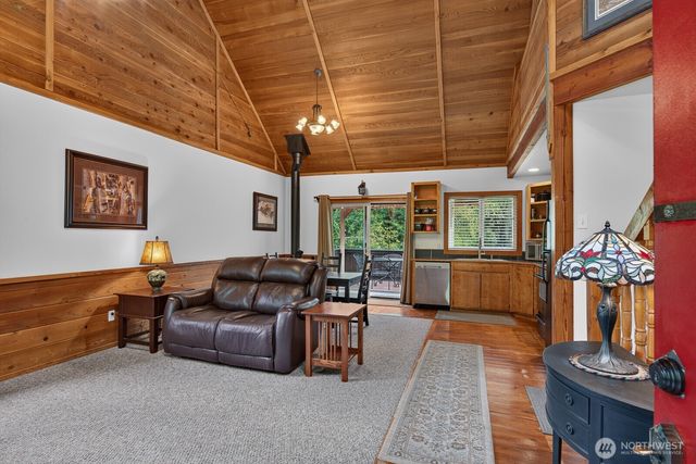 1649 Hemlock Drive, Camano Island, WA 98282