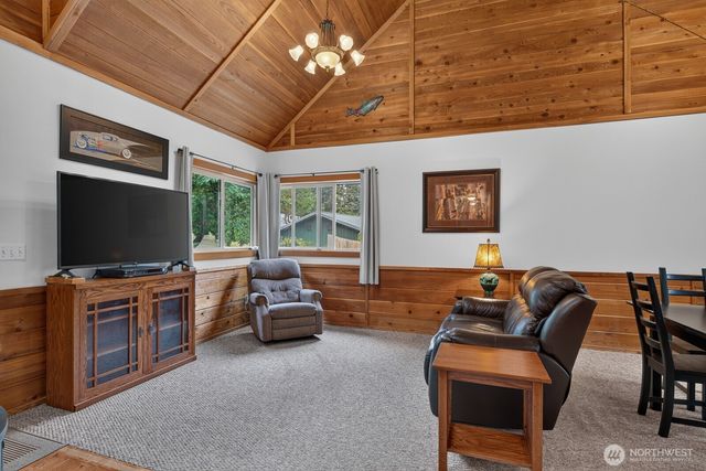 1649 Hemlock Drive, Camano Island, WA 98282