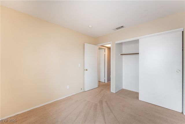 1624 Leaning Pine Way, Las Vegas, NV 89128