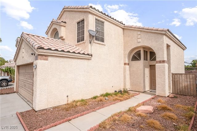 1624 Leaning Pine Way, Las Vegas, NV 89128