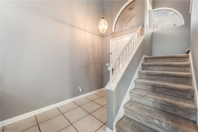 1624 Leaning Pine Way, Las Vegas, NV 89128