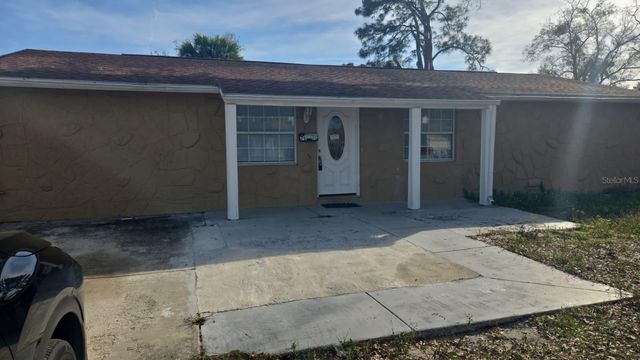 7914 WOODGROVE CIRCLE, Tampa, FL 33615