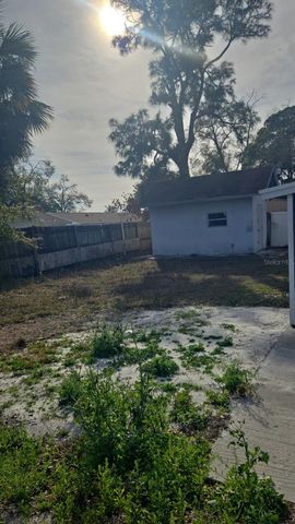 7914 WOODGROVE CIRCLE, Tampa, FL 33615