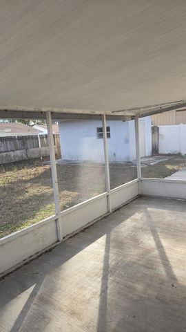 7914 WOODGROVE CIRCLE, Tampa, FL 33615